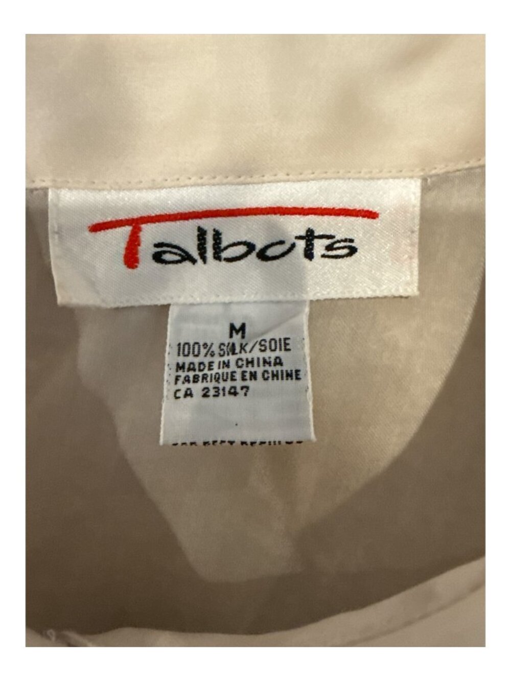 Talbots Sz M Cream 100% Silk Diamond-Like Button Blouse - Picture 5 of 6